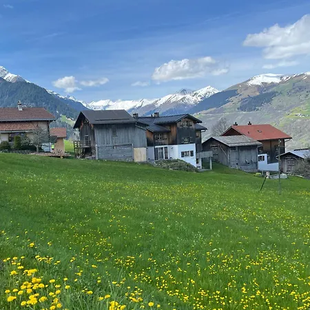 Casa Runs 7113 Camuns, Val Lumnezia Сasa de vacaciones