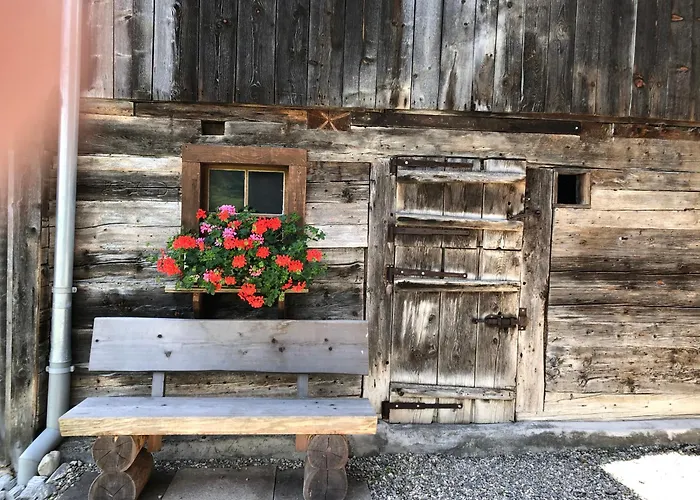 Casa Runs 7113 Camuns, Val Lumnezia Casa de Férias