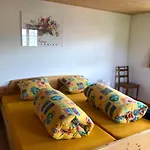 Vakantiehuis Casa Runs 7113 Camuns, Val Lumnezia