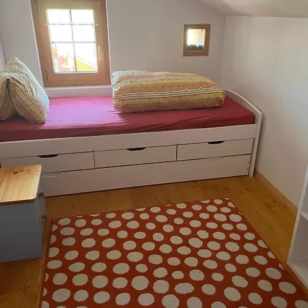 Casa Runs 7113 Camuns, Val Lumnezia *