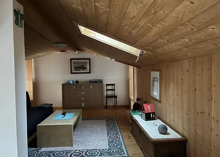 Tatil Evi Casa Runs 7113 Camuns, Val Lumnezia