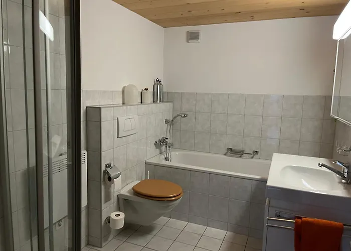 Casa Runs 7113 Camuns, Val Lumnezia Uors